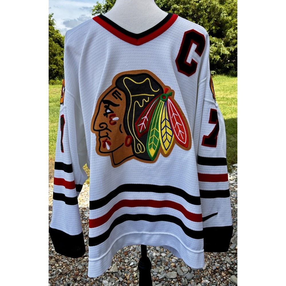 Vintage Stitched Nike Chris Chelios #7 Blackhawks Jersey White Size 48 (L) Large